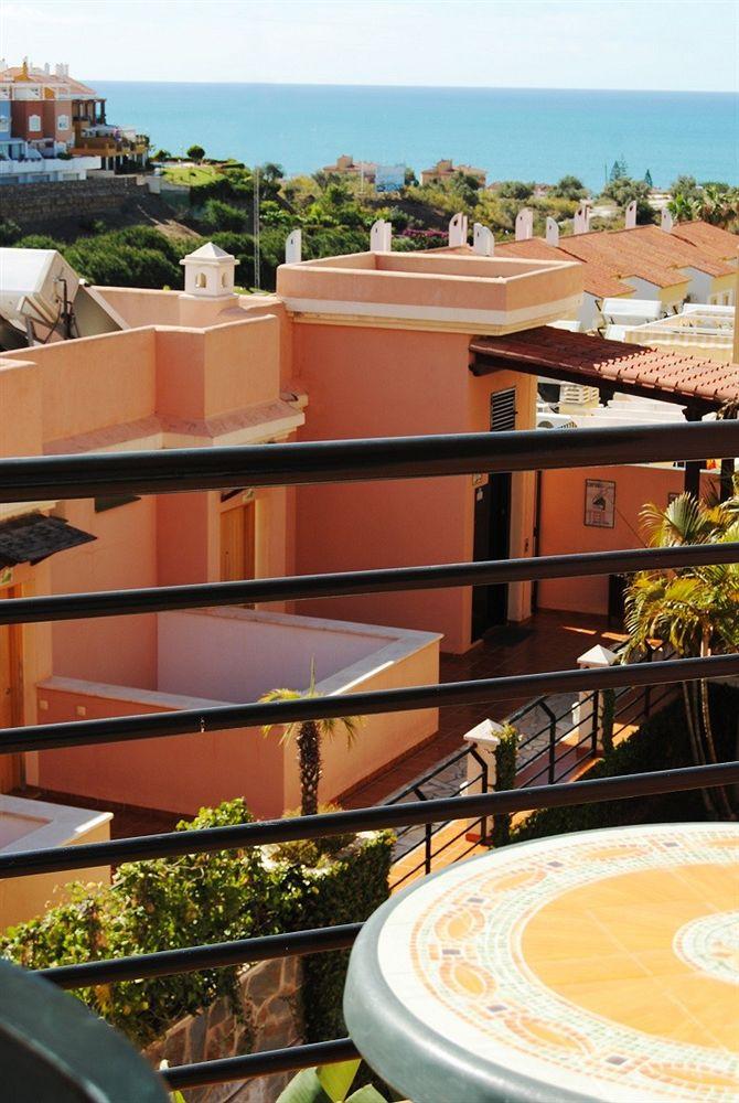Anoreta Suites Ринкон-де-ла-Викториа Экстерьер фото